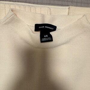 Club Monaco Women's Cream Crewneck Sweater